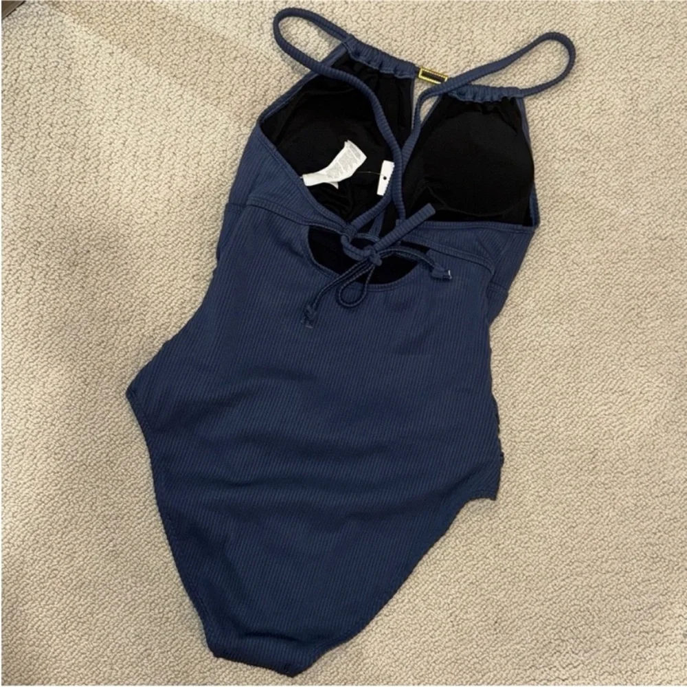 New! Cupshe Blue Ribbed Tummy Control Standard One-Piece - Picture 11 of 11